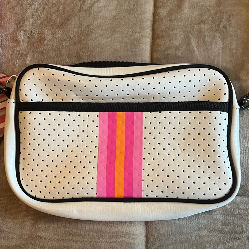 NWT Neoprene Purse - Picture 4 of 7